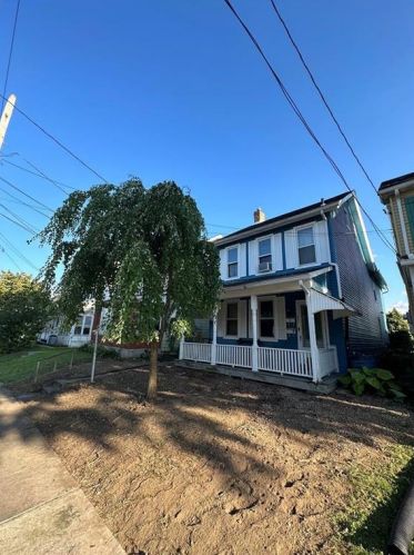 311 Mulberry St, Catasauqua, PA 18032-1825