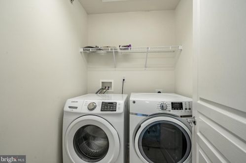 243 Caldwell Cir, Downingtown PA  19335-4927 exterior