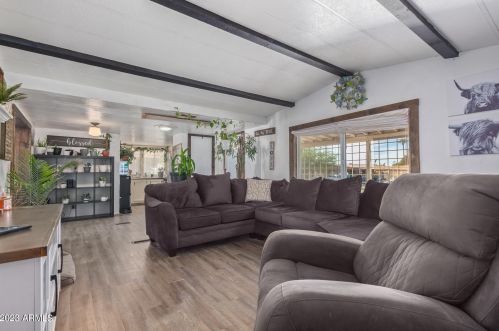 9232 Espana Ave, Mesa, AZ 85208-3026