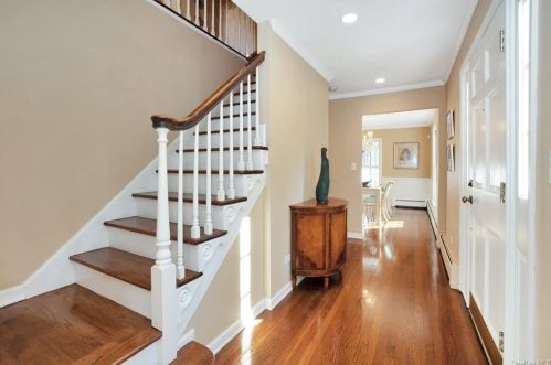 124 Quinn Rd, Briarcliff NY  10510-2133 exterior