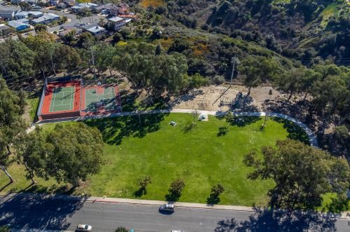 3470 Conrad Ave, San Diego CA  92117-1701 exterior