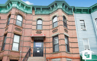 426 60th St, Brooklyn, NY 11220-4014