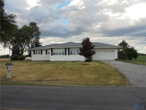 14242 County Road Rs, Lyons, OH 43533-9755