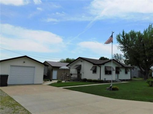 212 Jasper St, Monroe, IA 50170-7875