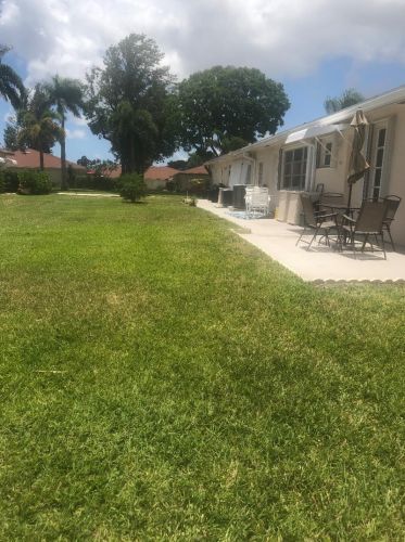 4565 3rd St, Delray Beach, FL 33445-2760