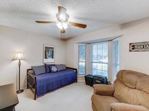 1412 Baker Dr, Cedar Hill TX 75104-1342 exterior