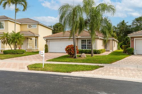 8128 Palm Gate Dr, Boynton Beach, FL 33436-1557