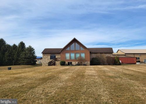 45 Liberty Ln, Shraders, PA 17084-9630