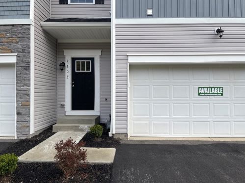 1703 Canterbury Dr, Imperial, PA 15126-9186