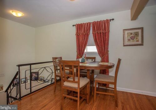 2511 Dean Dr, Wilmington DE  19808-3313 exterior