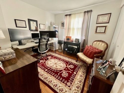 114 Oakhurst Rd, Pittsburgh PA  15215-1452 exterior