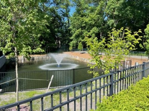 1 Durar Ave, Ridgewood NJ exterior