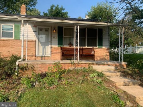 360 Red Mill Rd, Etters, PA 17319-9013