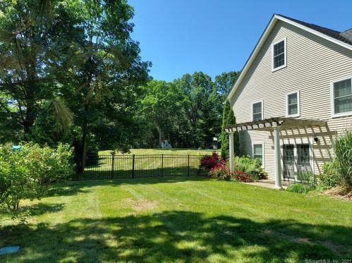 351 Matthews St, Bristol CT  06010-3400 exterior
