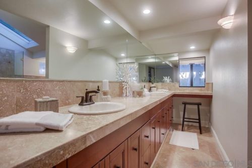 3106 Circa De Tierra, Encinitas CA  92024-6905 exterior