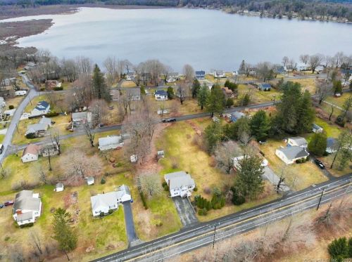 560 Sharon Tpke, Goshen, CT 06756-1303