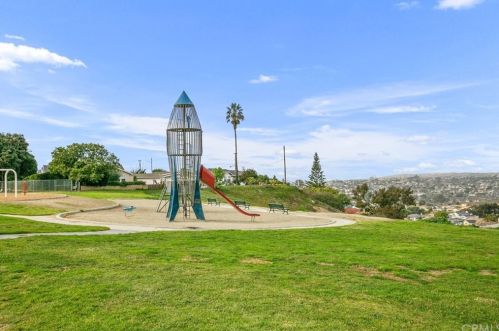 4822 Paseo De Las Tortugas, Torrance CA 90505-6341 exterior