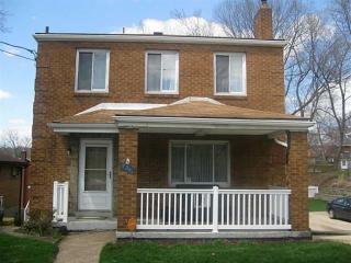 209 Whipple St, Pittsburgh, PA 15218-1139