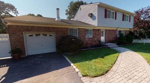 127 Pond Path, South Setauket, NY 11720-1635