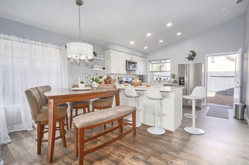 13672 Gemini St, Victorville, CA 92392-9699