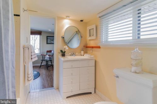 23 Dunminning Rd, Newtown Square PA  19073-1801 exterior