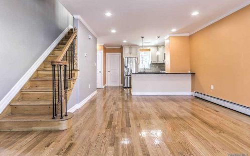 117-48 140th St, Jamaica, NY 11436-5805