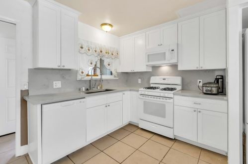 2655 Cordova Ln, Rancho Cordova CA  95670-5007 exterior