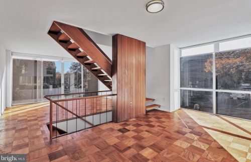 1384 4th St, Washington, DC 20024-2202
