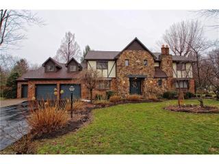 2695 Gingertree Dr, Ashtabula, OH 44004-4807