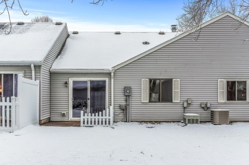 5106 148th St, Saint Paul MN 55124-6923 exterior