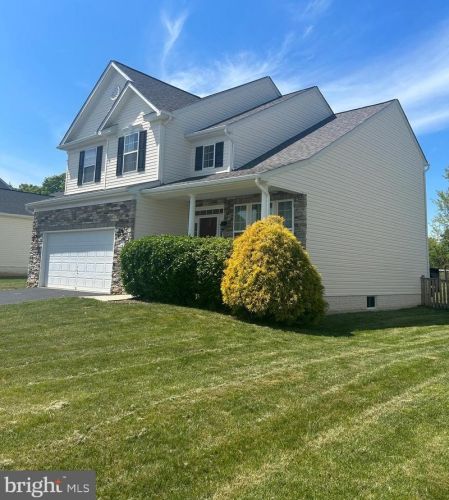 263 Hughs Rd, Charles Town WV  25414-4978 exterior