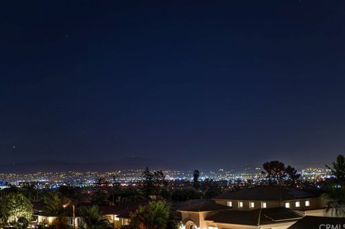 707 Miramar Dr, Fullerton CA 92831-1929 exterior