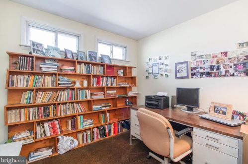 1640 Cavan Dr, Dresher PA  19025-1210 exterior