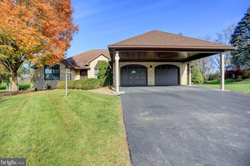 75 Diller Dr, Lees Cross Roads, PA 17257-9709