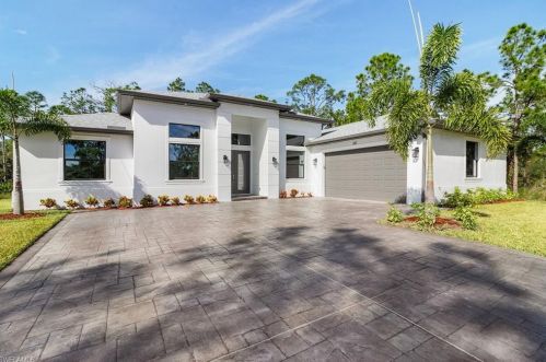 1111 Desoto Ave, Lehigh Acres, FL