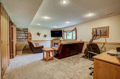 921 21st St, Saint Cloud MN  56304-2140 exterior