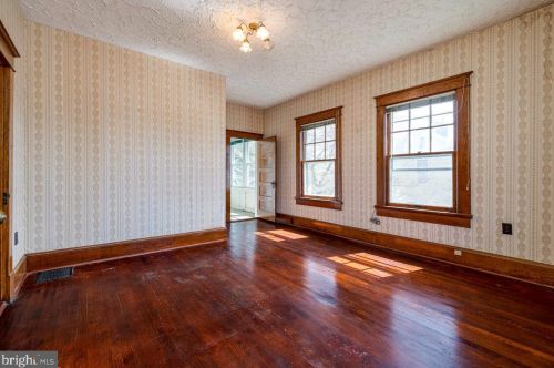 5 Amiss Ave, Richmond National Battlefiel VA  22835-1309 exterior