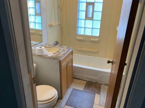 3032 163rd Pl, Hammond IN  46323-1116 exterior