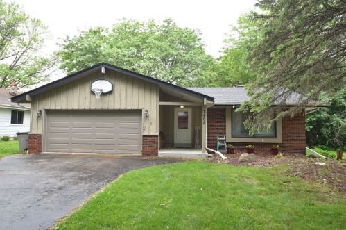 7509 89th St, Milwaukee, WI 53224-4003