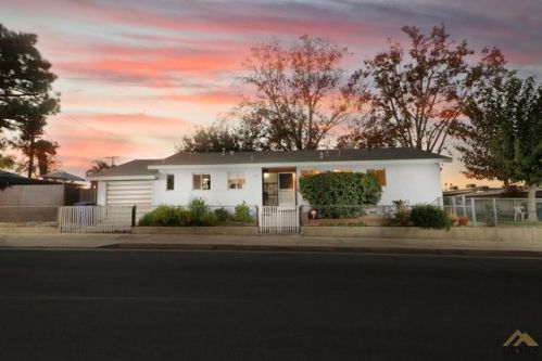 717 5th St, Taft, CA 93268-2407