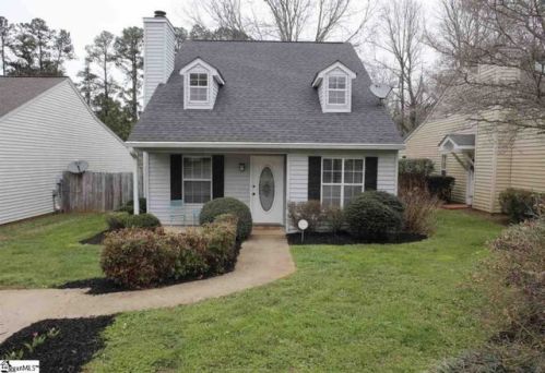 107 Creekpoint Dr, Greenville, SC 29617-1400