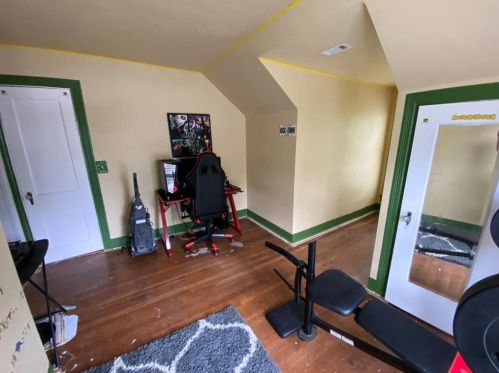 275 Thomas Rd, Beaumont TX 77706-4616 exterior