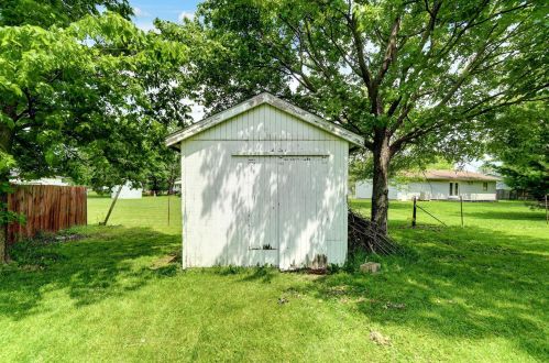 678 Leslie Trce, Washington Court House OH  43160-8737 exterior