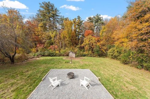 23 Floyd Rd, Derry NH  03038-4822 exterior