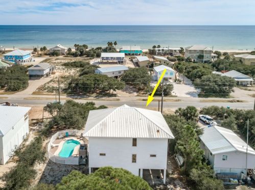 949 Gulf Beach Dr, Saint George Island FL  32328-3002 exterior