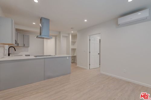 1751 Cabrillo Ave, Torrance CA  90501-3625 exterior