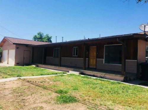480 Henderson Ave, Porterville, CA 93257-6301