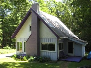 32 Ridge Rd, Shokan, NY 12481-5323