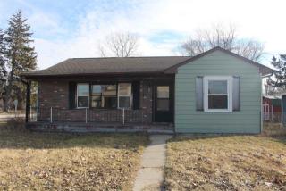 12 East Ave, Hills, IA