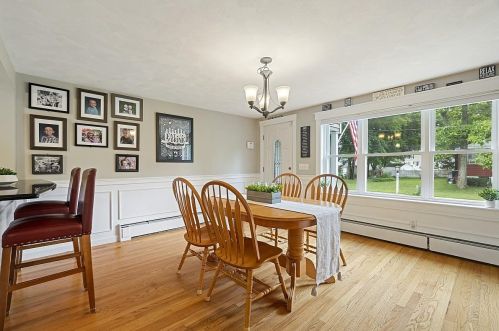 1 Fir St, Salem, NH 03079-3480